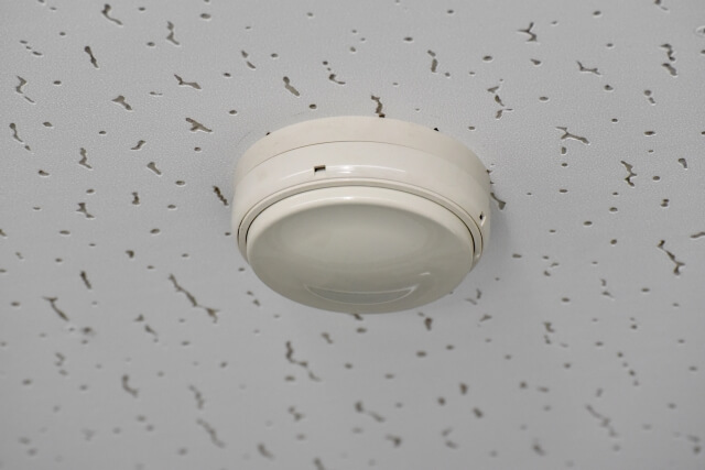 天井の見張り番 ばれない 火災報知器型カメラがおすすめ 小型カメラの最新情報サイトonline Com